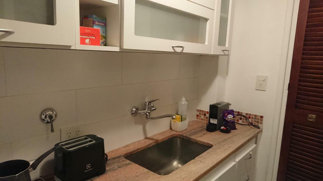 Appartamento Excelente Departamento Con Balcon A La Calle Sobre Avenida *